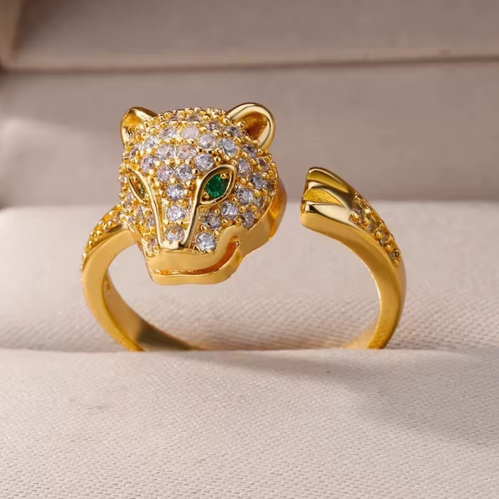 Golden Panther Emerald Eyes Ring - Picture 4 of 7